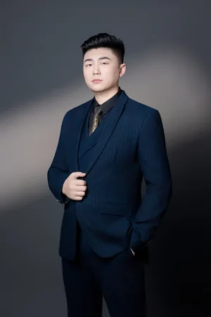 房靖翔